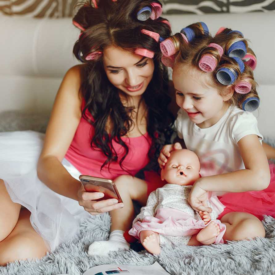 женщина с ребенком